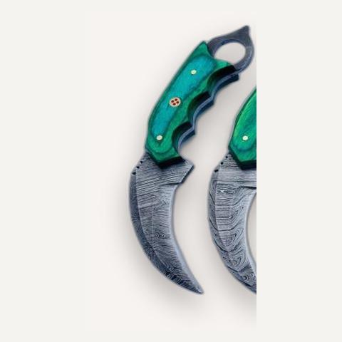 Curved Damascus Folder โ Green Pakka Wood Handle
