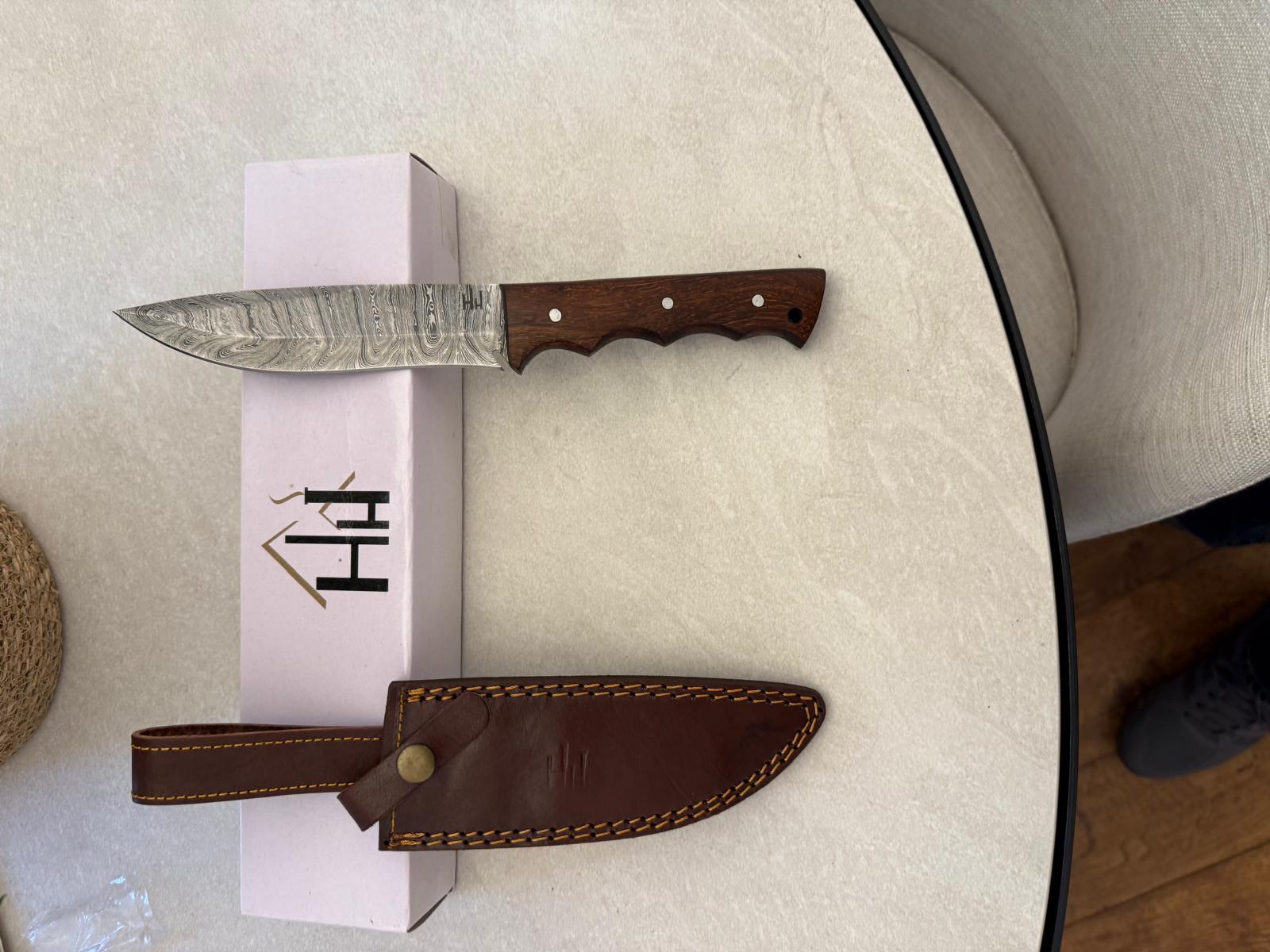 HH Branded Boxed Damascus Hunting Knife