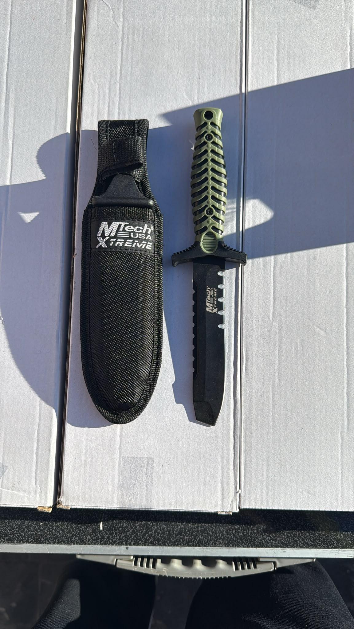 M-Tech Xtreme Tactical Fixed-Blade Knife
