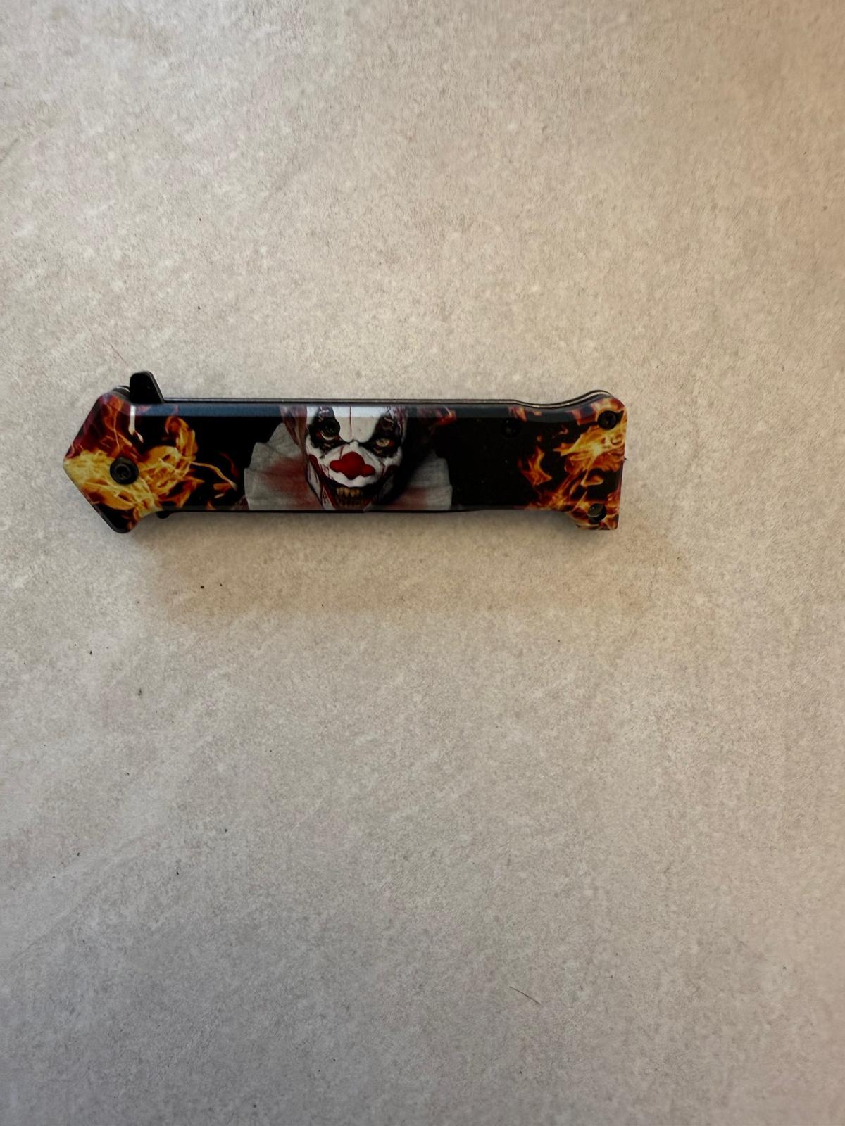 Pennywise Clown-Style Graphic Stiletto Knife