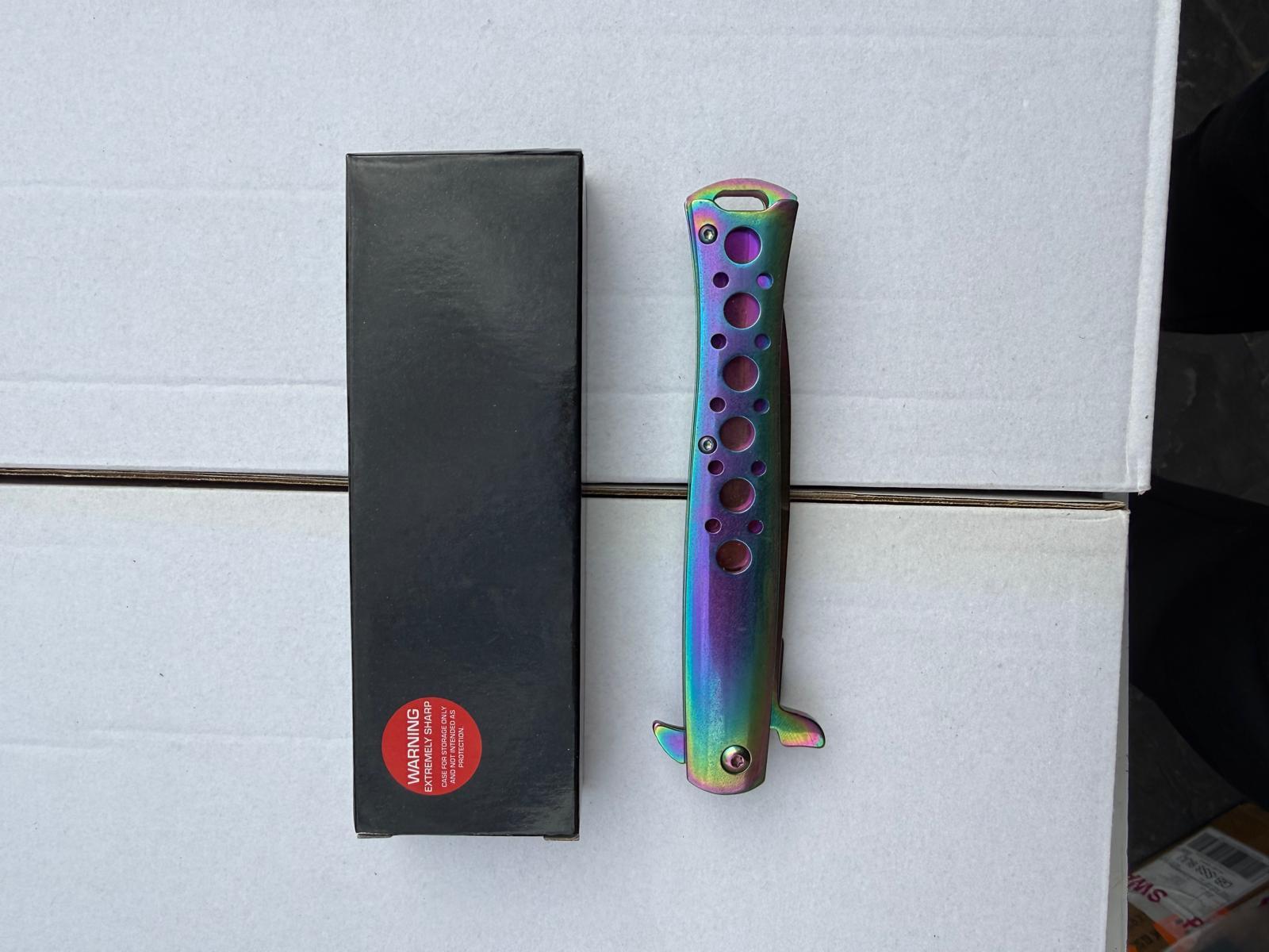 Pink/Purple Dotted Butterfly Knife