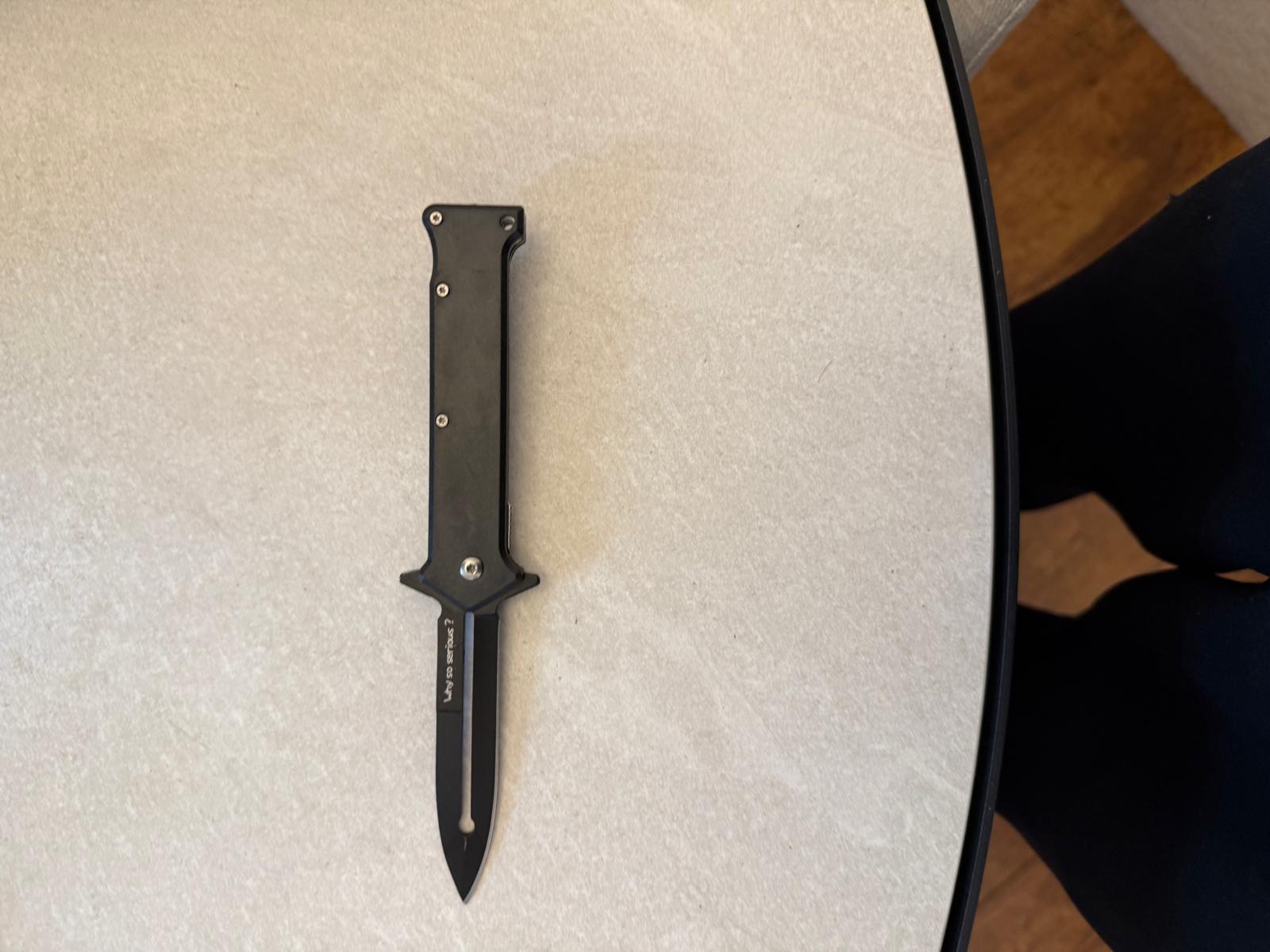 Plain Black Slim-Profile Knife