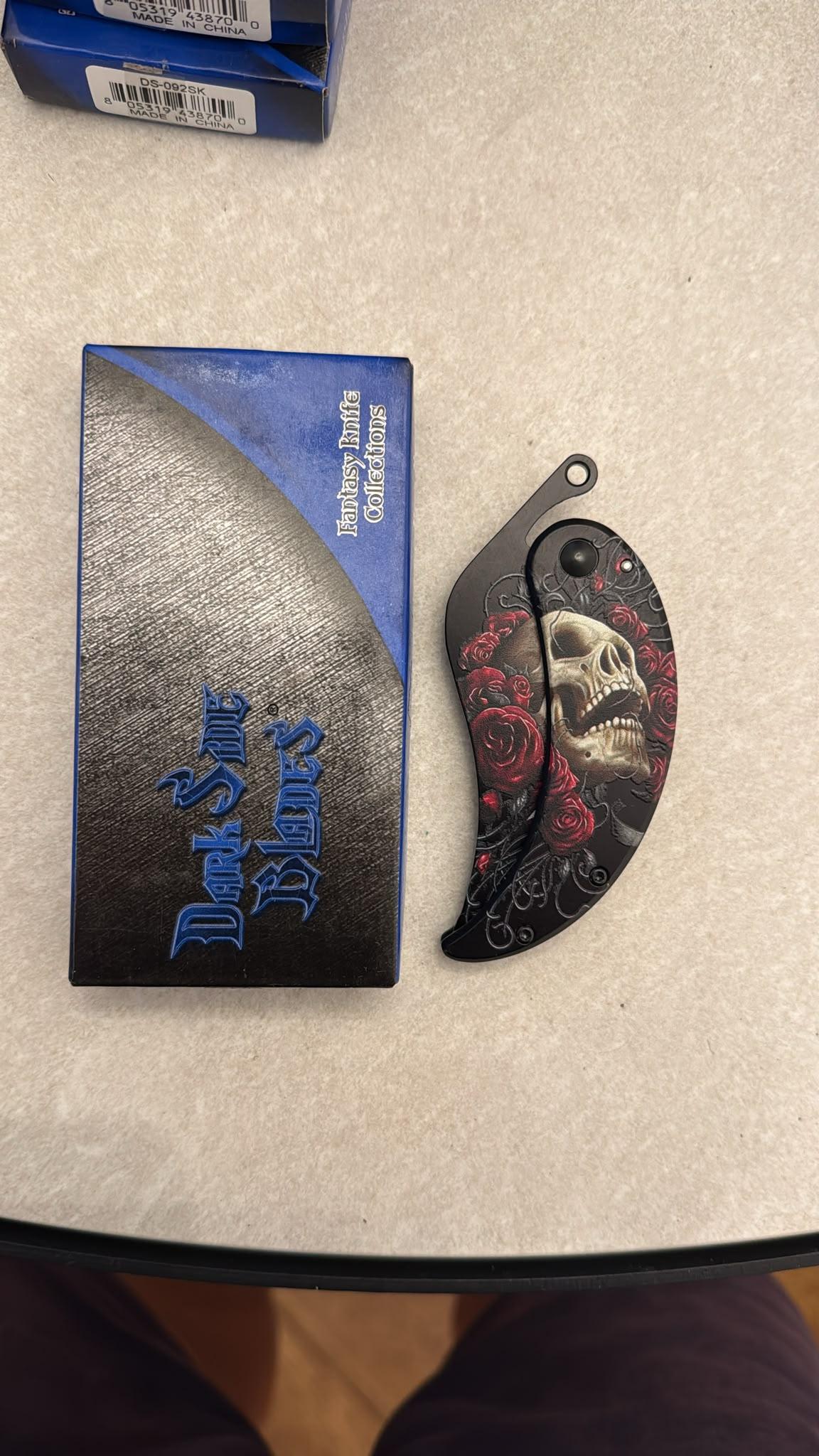 Tan Line Knives Red Camo Skull Karambit (Boxed)